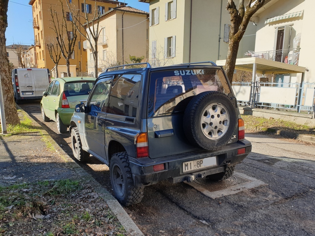 1581_1990_suzuki_vitara_16i_jlx_li_fileminimizer.jpg