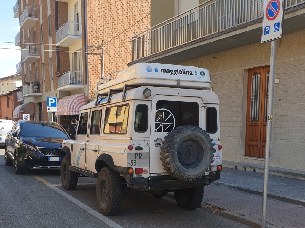1804_1991_land_rover_110_tdi_county_li_fileminimizer.jpg