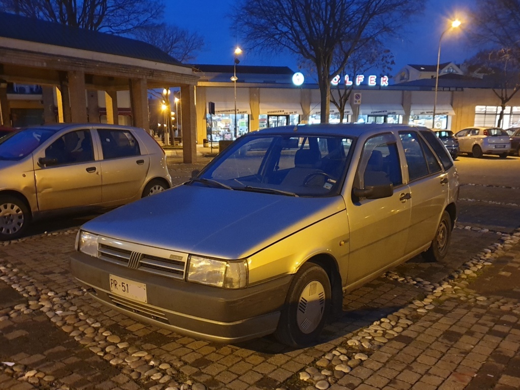 217_1988_fiat_tipo_14_dgt_4_fileminimizer.jpg