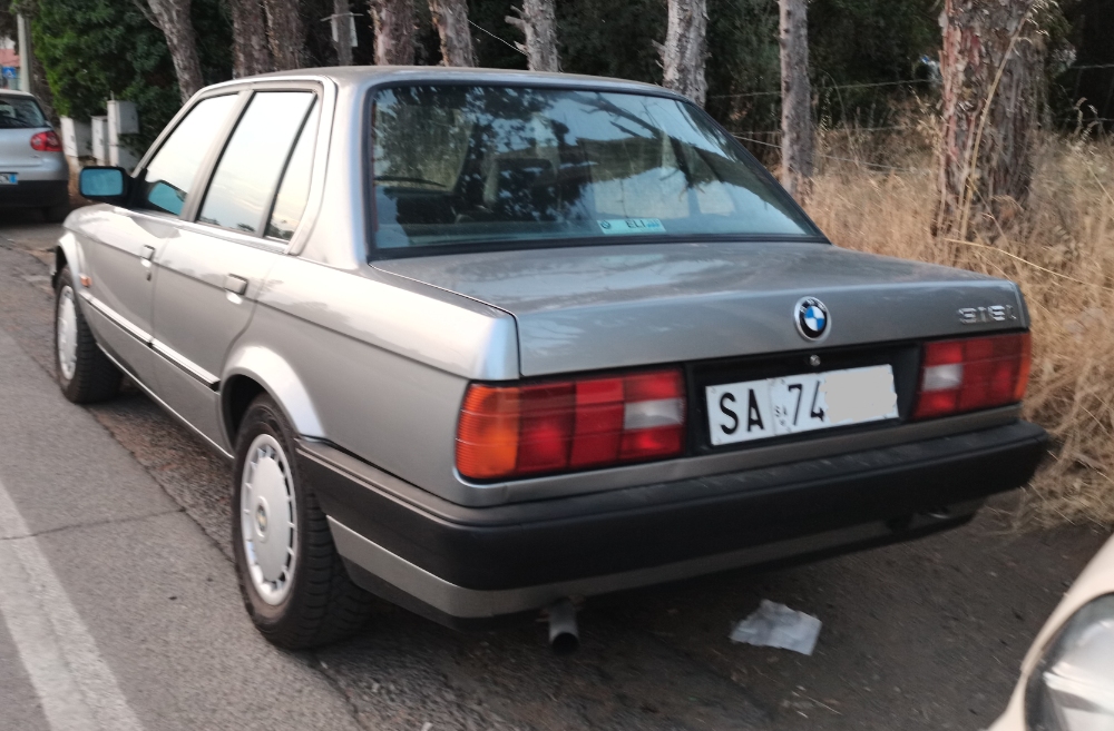 bmw1298.jpg