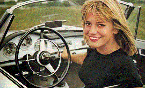 catherinespaak.gif