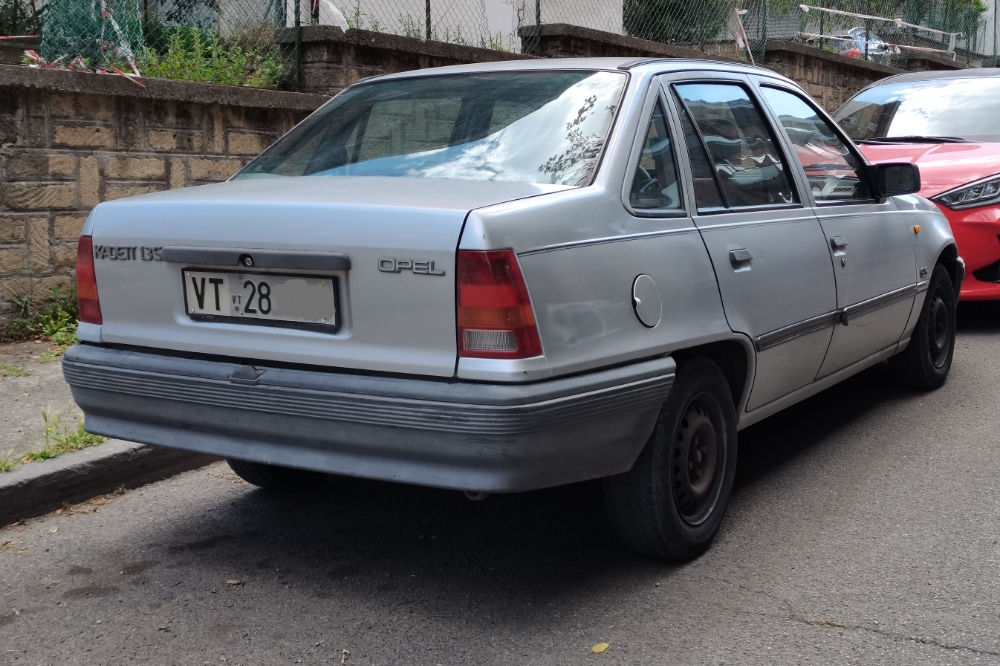 kadett4.jpg