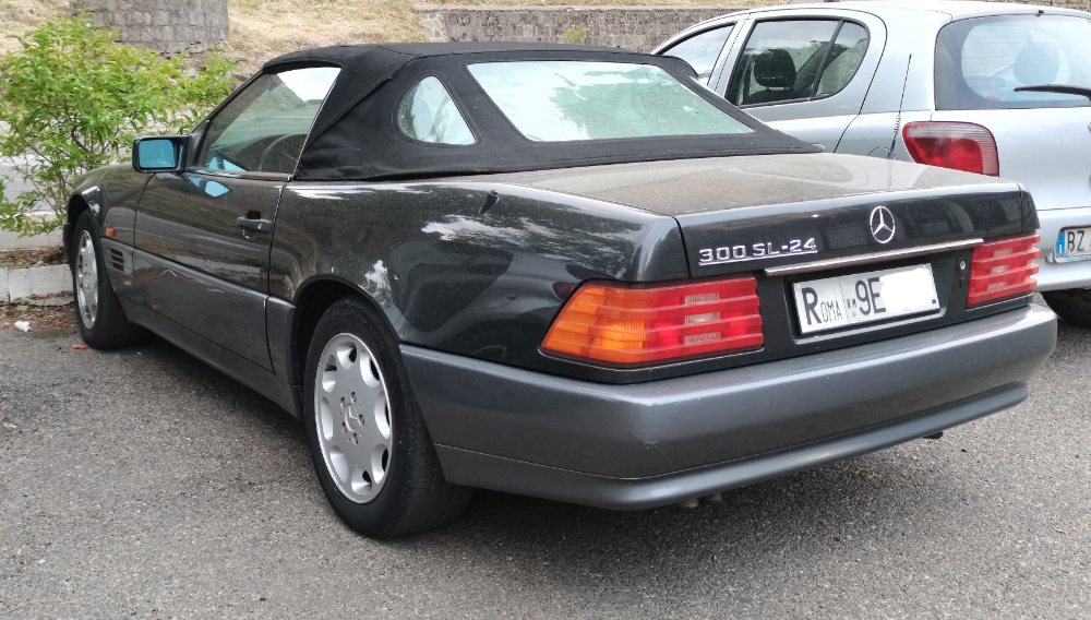mercedes-benz32.jpg