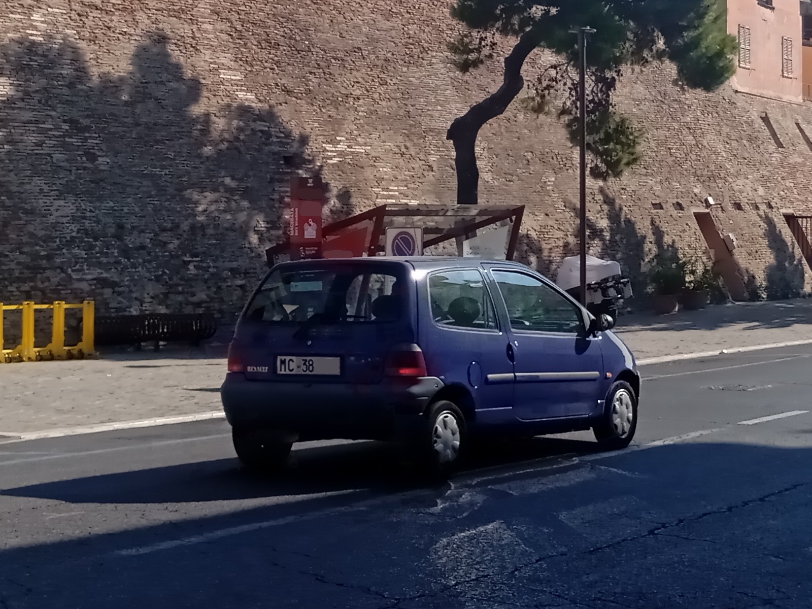 renault_twingo_93.jpg
