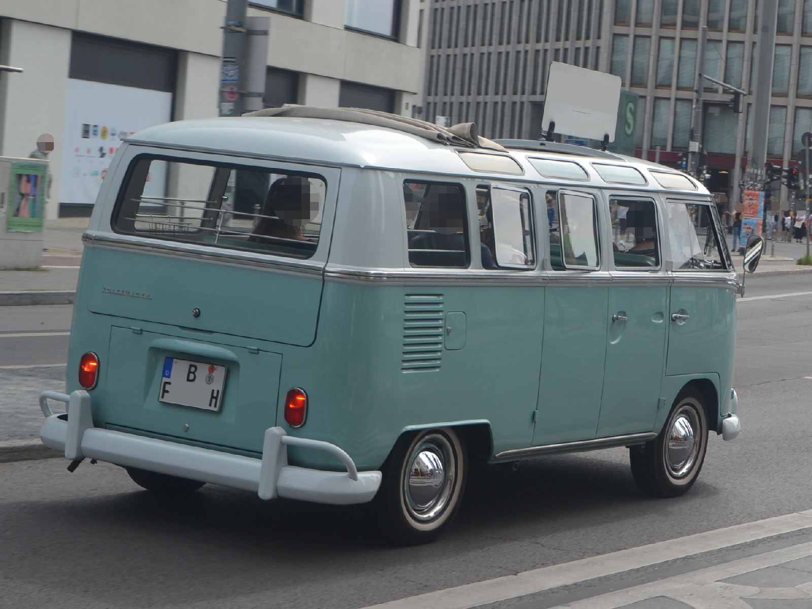 volkswagen_transporter_t1_d_bfh_f01_cr3.jpg
