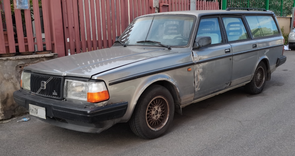 volvo30.jpg