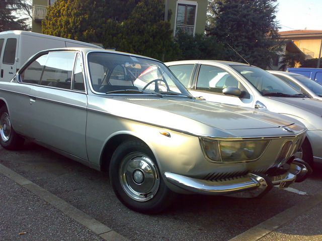 www.targhenere.net/gallery/images/bmw-2000cs-aledj-2.jpg