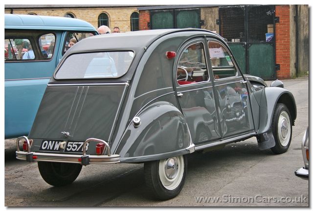 www.targhenere.net/gallery/images/cit-2cv-63.jpg