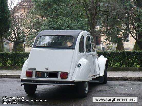 2cv6dedo80.jpg