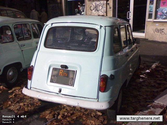 r4bue821.jpg
