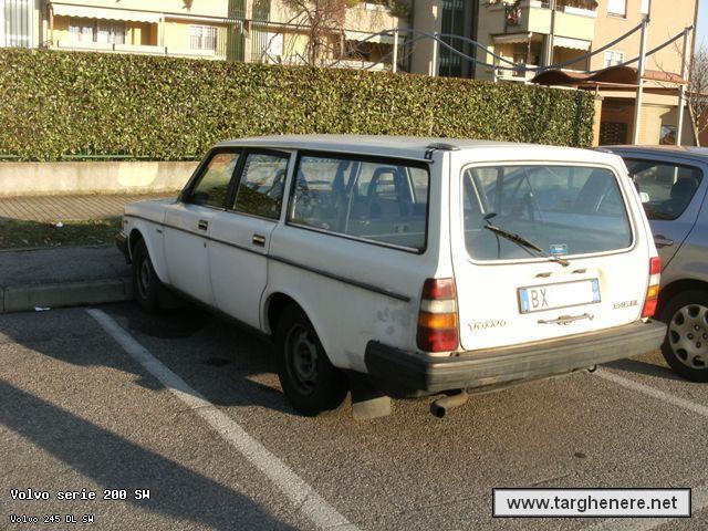 volvo245gldanip80tar01.jpg