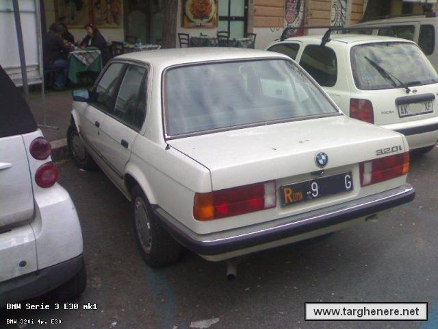 bmw320ibue84t2.jpg
