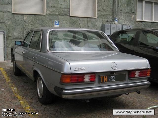 mb200marlon81tn.jpg