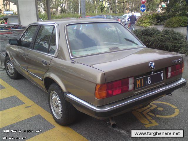 bmwe30s420121112.jpg