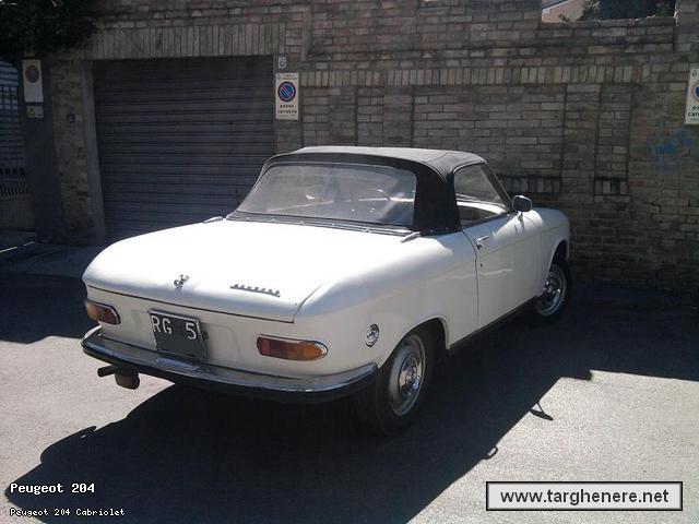 peugeot204cabriodanlib20121120.jpg
