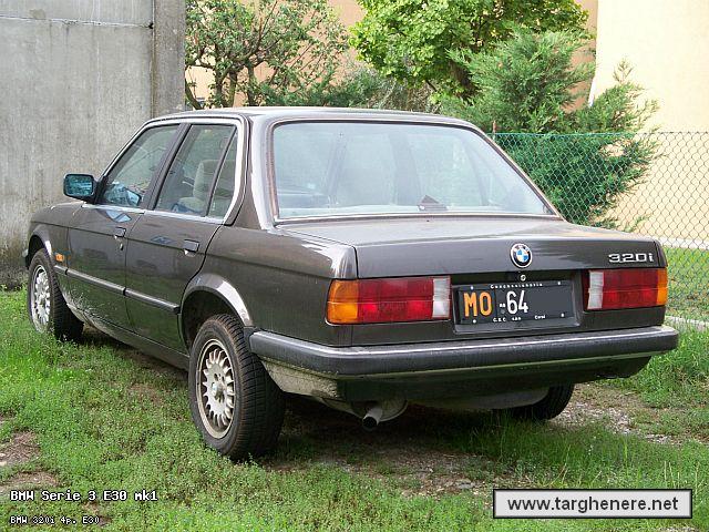 bmwe30fil20121209.jpg