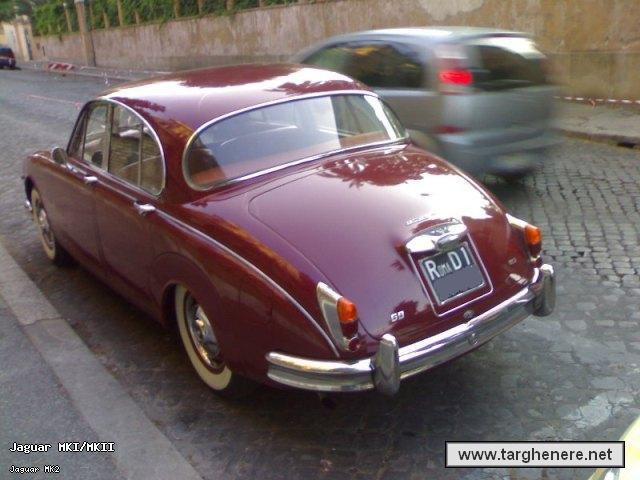 jaguarmk2bue68.jpg