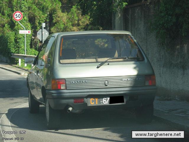 peugeot205enea20121214.jpg