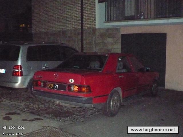 mercedes190sampei20130112.jpg