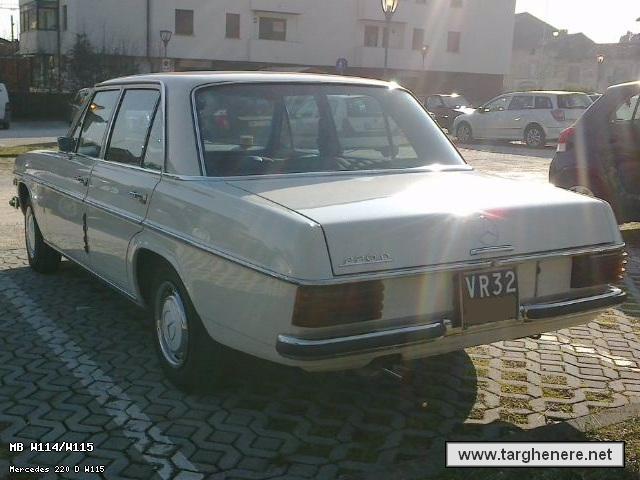mercedesw115gianni20130126.jpg