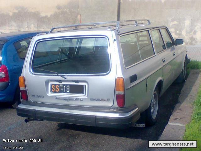 volvo245gle80total.jpg
