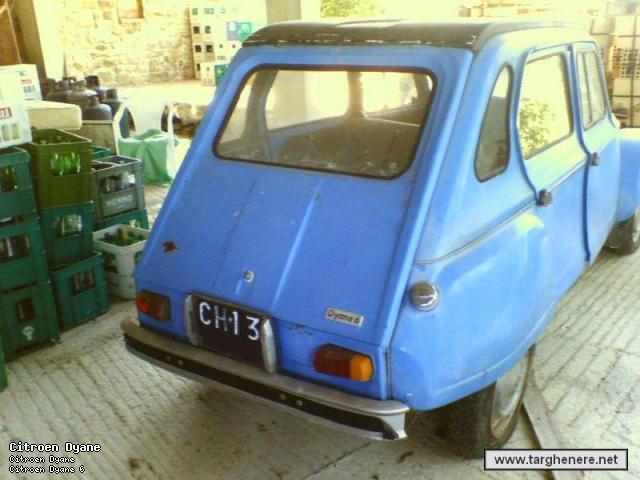 dyane675bue.jpg