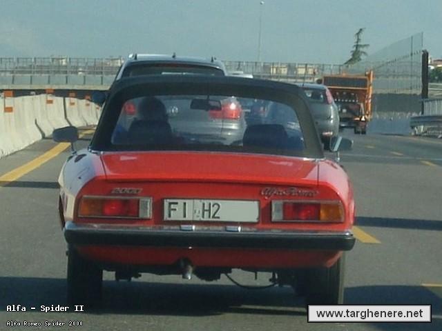 alfaspiderfrancesco80s20130424.jpg