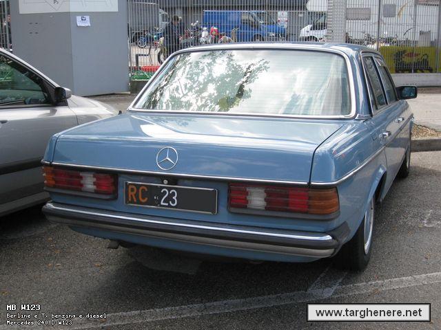 mercedesw123marlon20130505.jpg