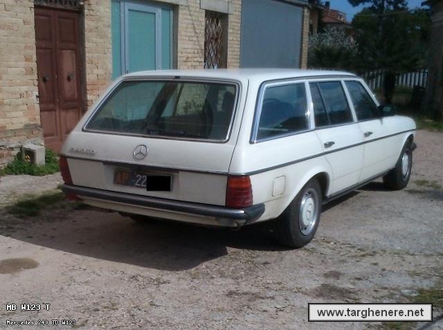mercedesw123sw20130609.jpg