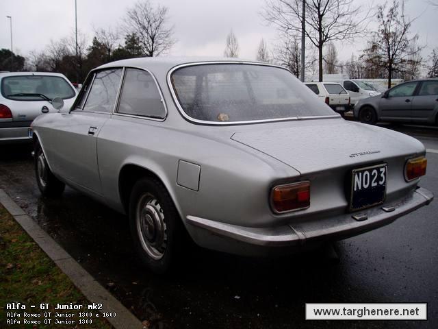 gtjuniorbusto-th.jpg