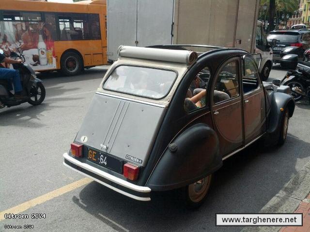 citroen2cvsuper8020130814.jpg