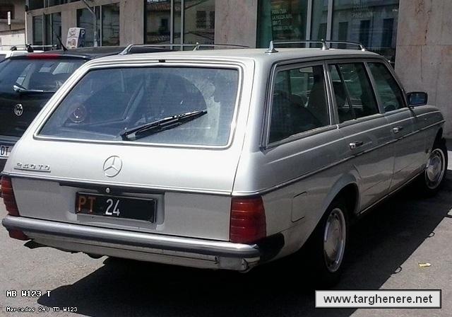 mercedesw123swberto20130901.jpg