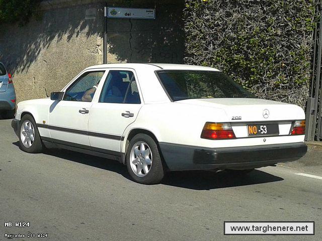 mercedesw124fil20130910.jpg