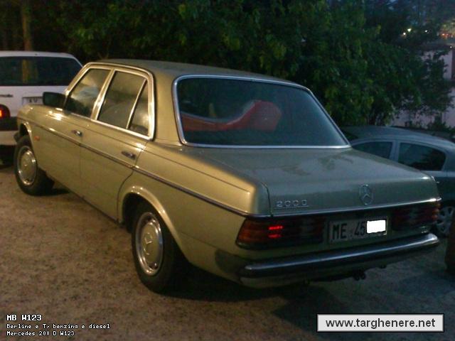 mercedesw123faby20130915.jpg