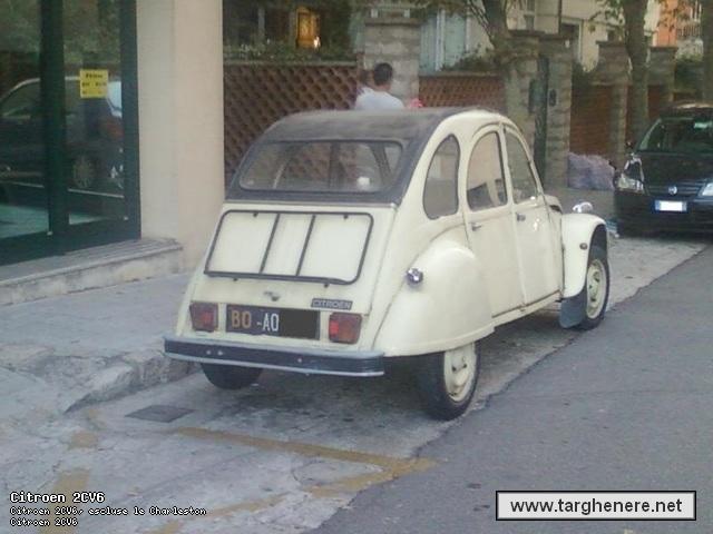 citroen2cv70ntino20130919.jpg