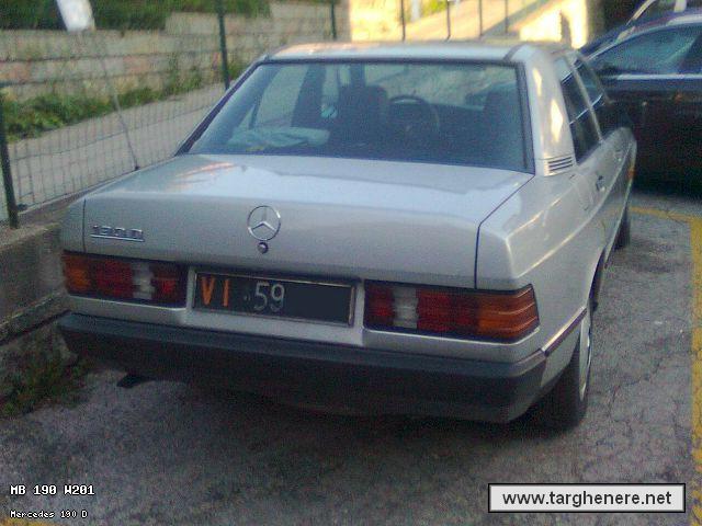 mercedes190fil20130930.jpg
