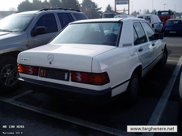 mb190benn-th.jpg