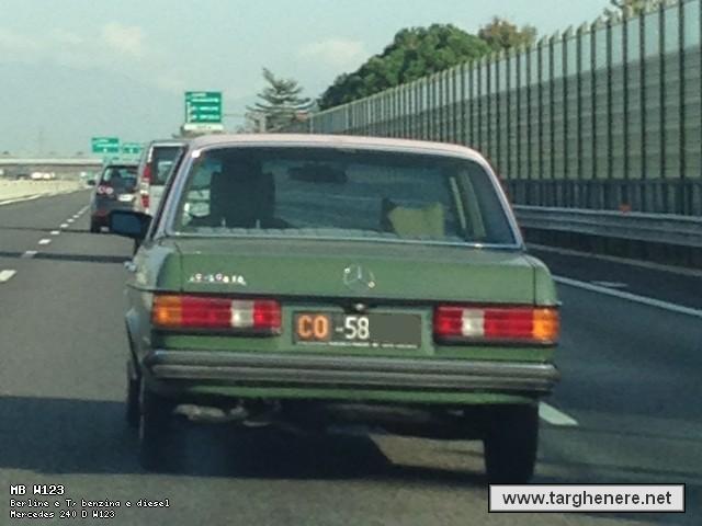 mercedesw123s420131113.jpg