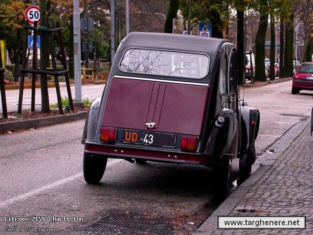 citroen2cvgabford20131126.jpg