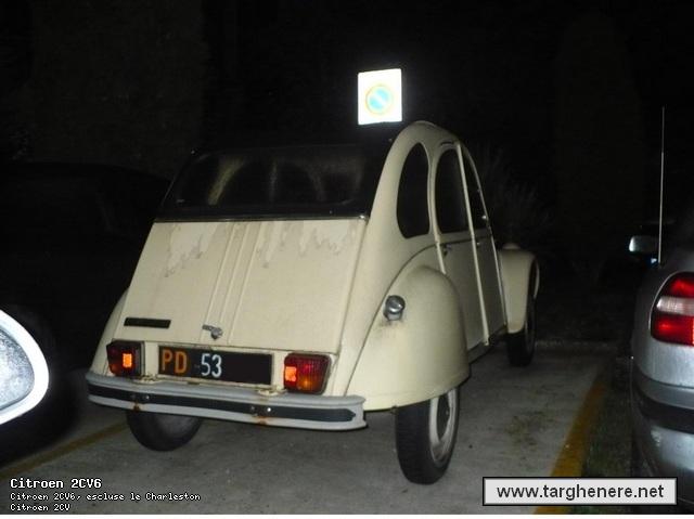 citroen2cvsampei20131129.jpg