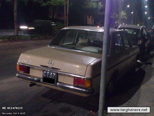 mercedesw115faby20131217.jpg