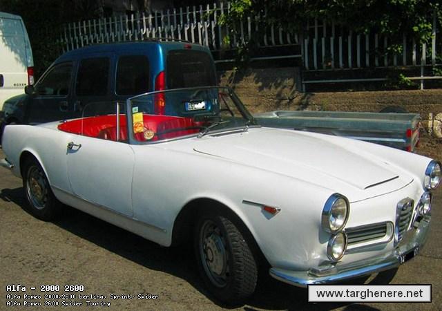 alfaromeo2600spiderenea20131223.jpg