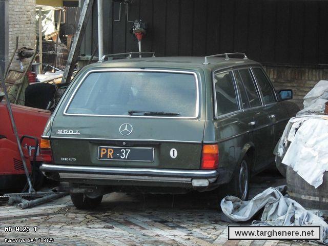 mercedesw123sw20140114.jpg
