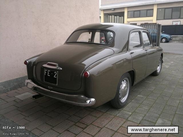 alfaromeo1900iom20140121.jpg