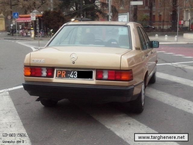 mercedes190blackpanter20140219.jpg