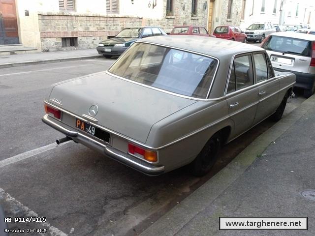 mercedesw115bue20140323.jpg