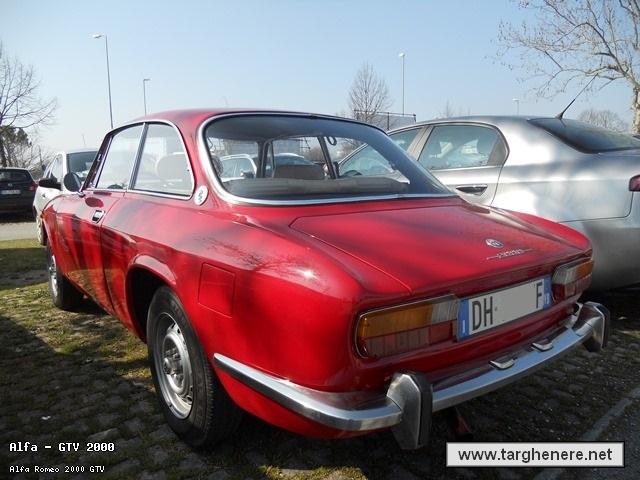 alfaromeo2000gtvmarkino20140326.jpg