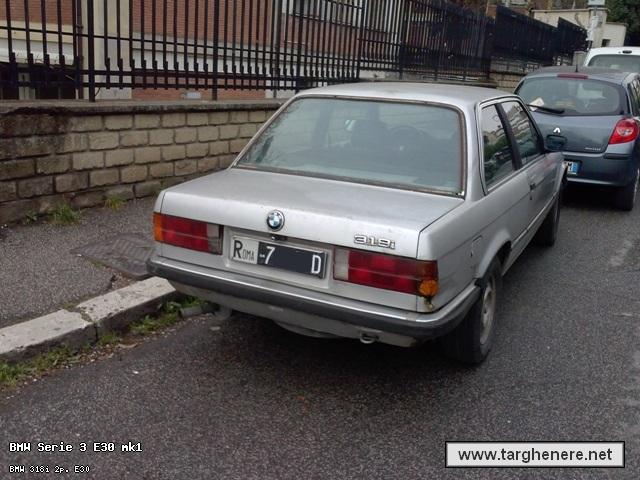 bmwe30bue20140409.jpg