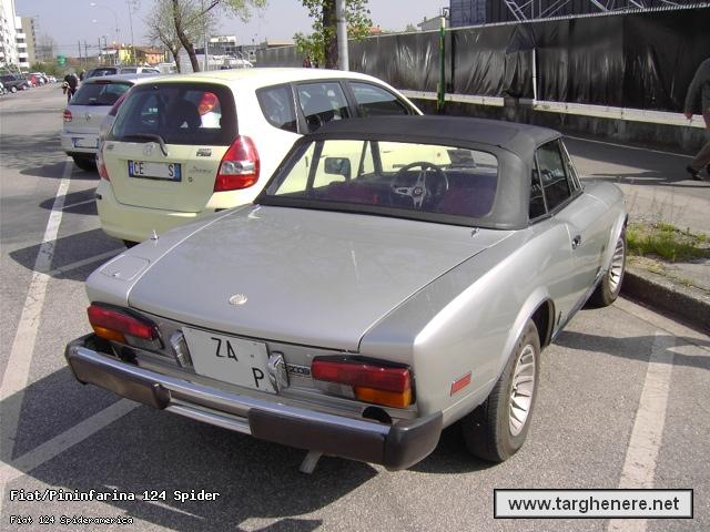fiat124spiderprincemax20140430.jpg