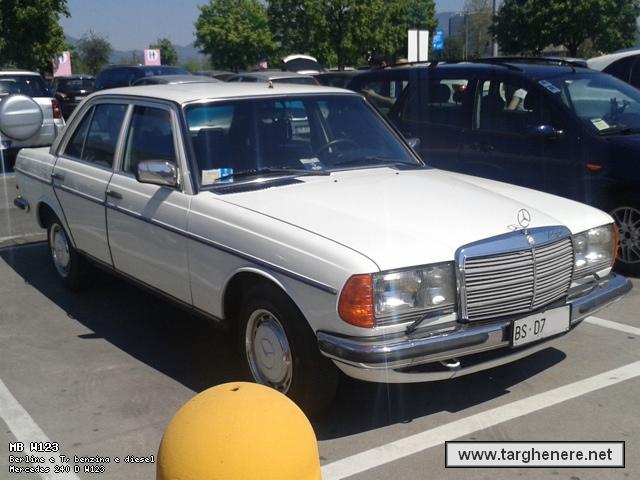 mercedesw123tanteuno20140502.jpg